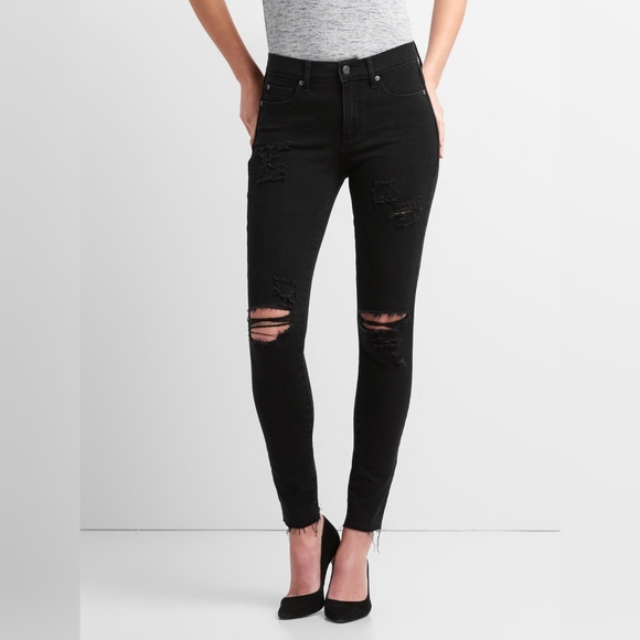 NWT GAP Black distressed skinny Jeggings size 28 - Picture 1 of 7